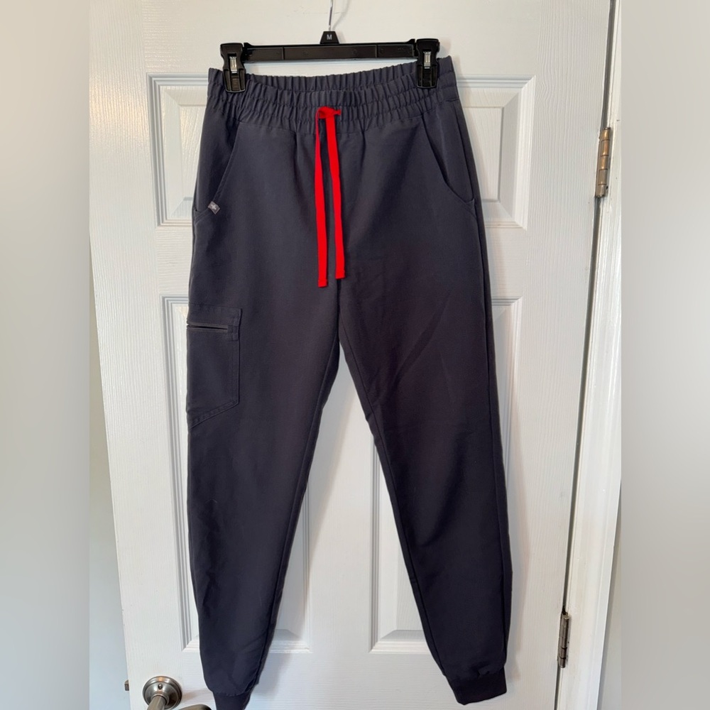 Women’s FIGS Charcoal Zamora High Waisted- Jogger Scrub Pants